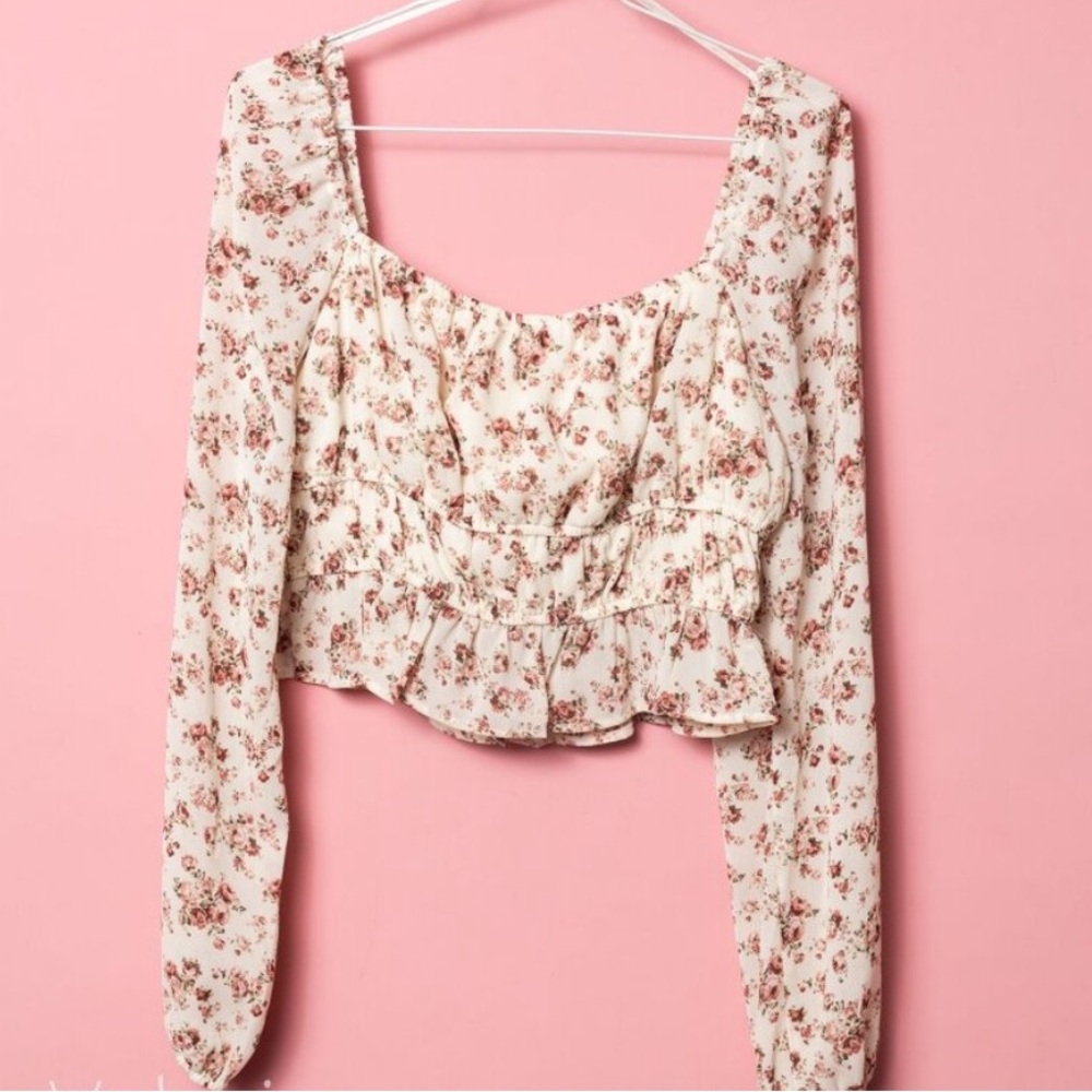 One Clothing Los Angeles Cottage Core Floral top